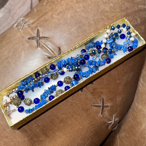 Two Denim Friendly Multi-Color Multi-Bead Coordinating Necklaces - Picture 4 of 16